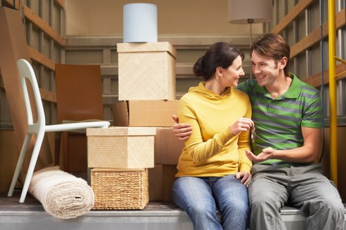 Different sizes of packing boxes for home and office use